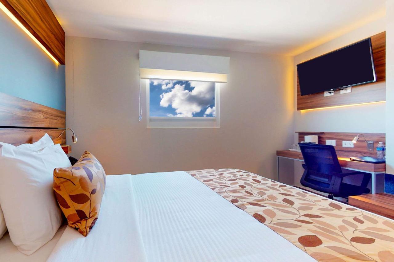 Sleep Inn Queretaro Ngoại thất bức ảnh