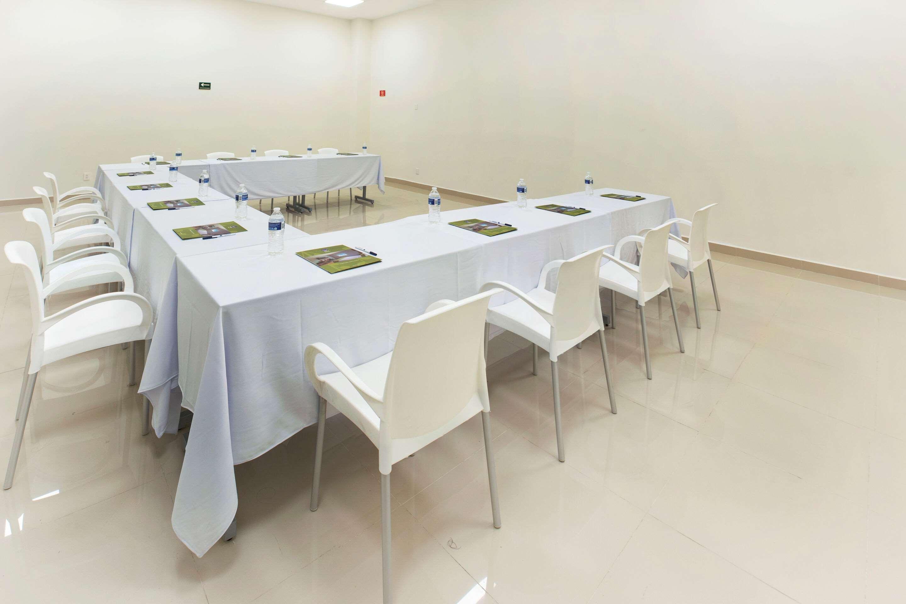 Sleep Inn Queretaro Ngoại thất bức ảnh